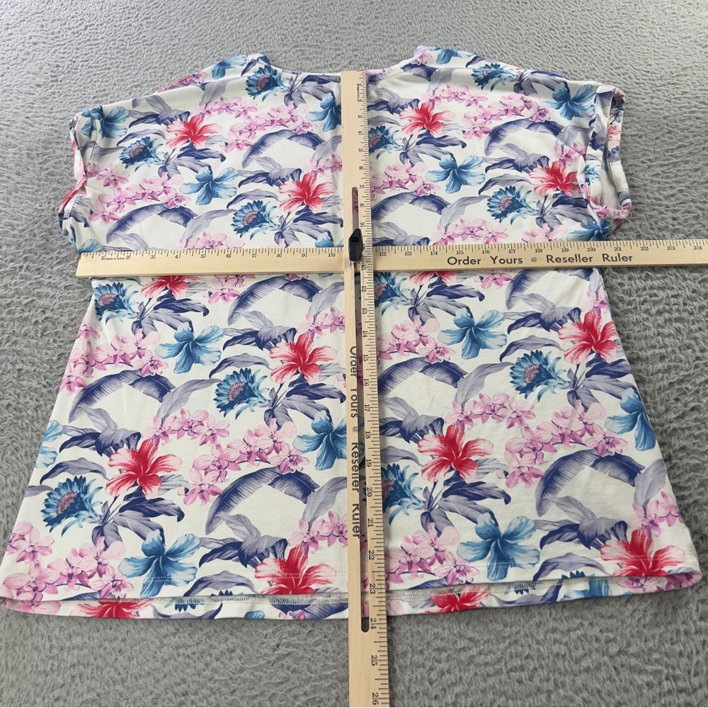 Tommy Bahama Top Womens Medium White Floral V Neck Short Sleeve Tropical Preppy - Picture 7 of 9